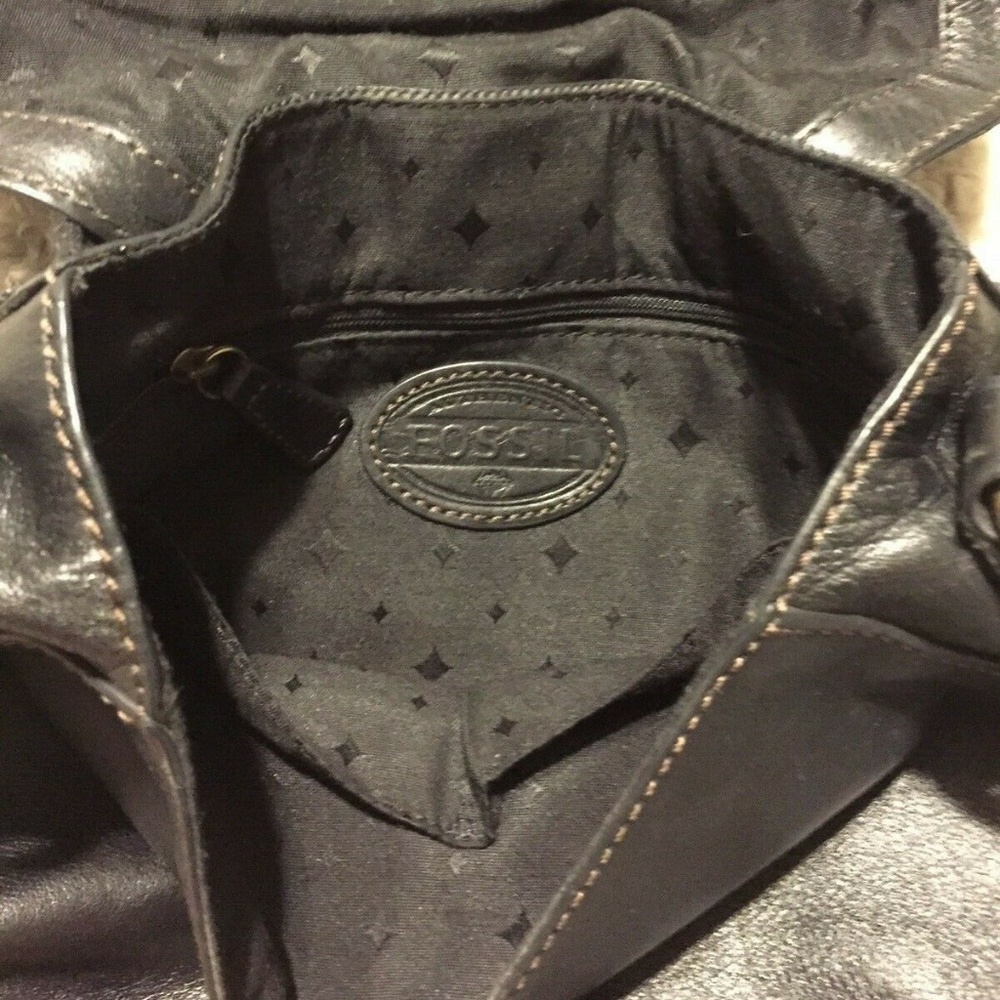 Fossil Maddox Leather Purse - Picture 6 of 8
